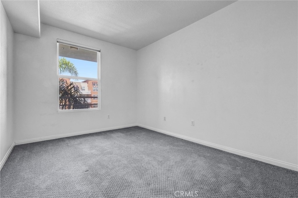 12688 Chapman Ave - Photo 8