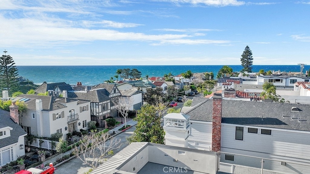 243 Poppy Avenue - Photo 1