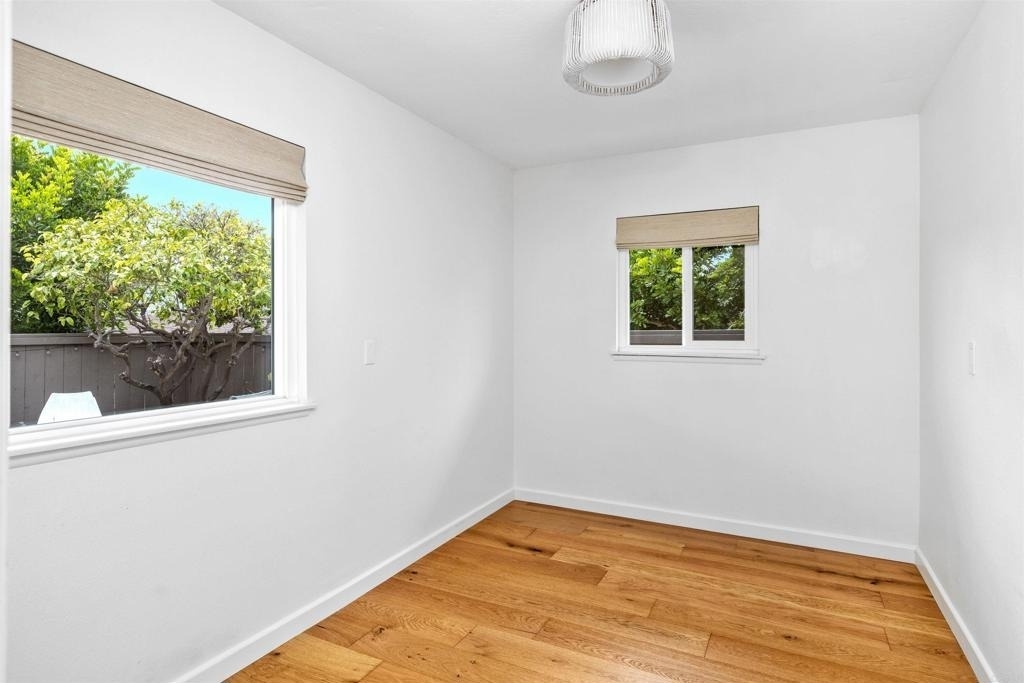 1009 La Tierra Drive - Photo 11