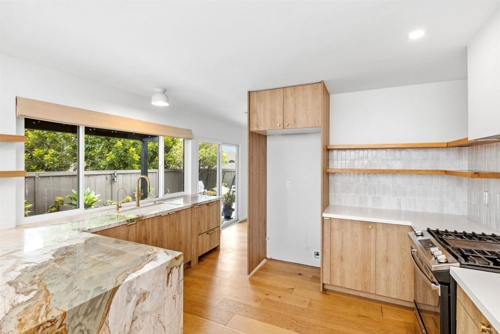 1009 La Tierra Drive - Photo 9