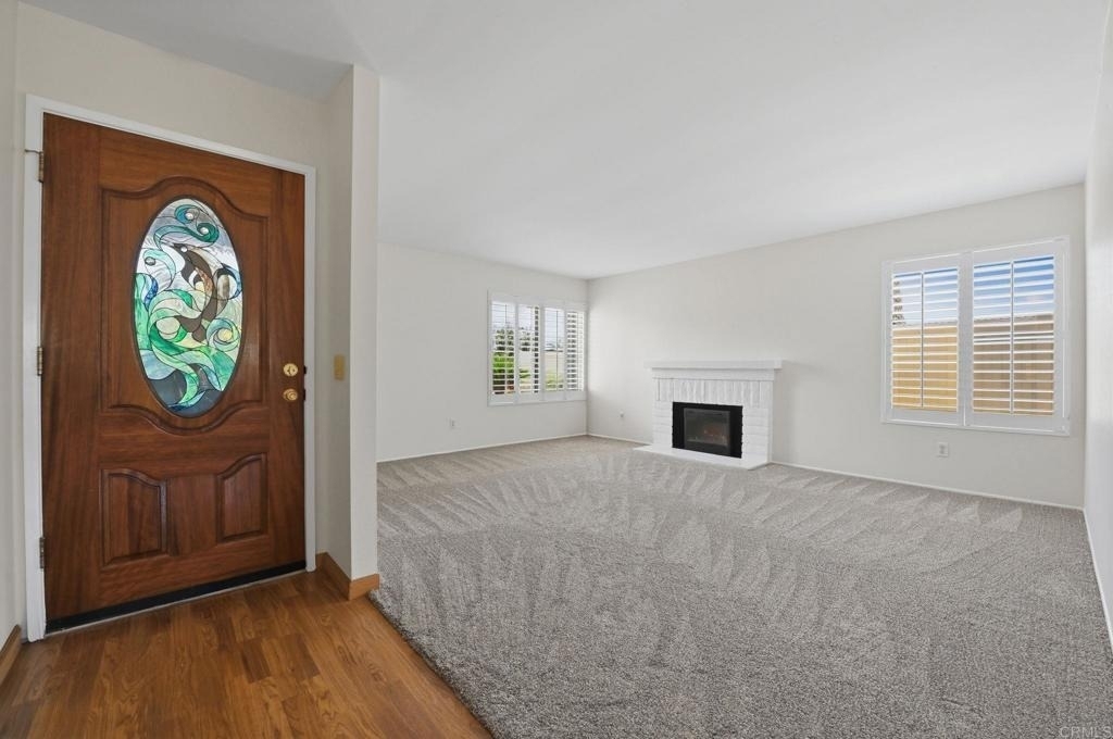 1712 Greentree Road - Photo 2