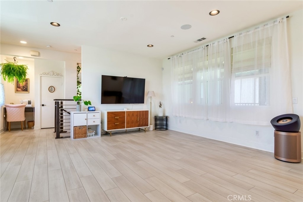 26149 Park Avenue - Photo 6
