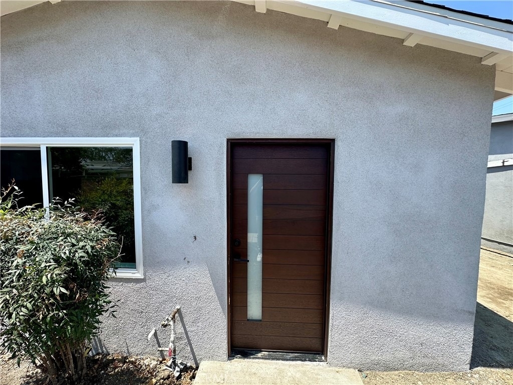 1936 W Valencia Drive - Photo 2