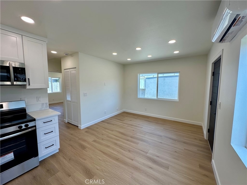 1936 W Valencia Drive - Photo 4