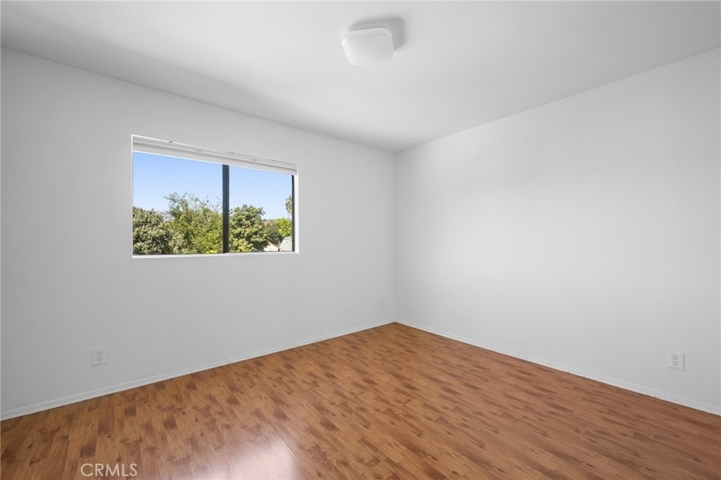 1364 E Garfield Avenue - Photo 13