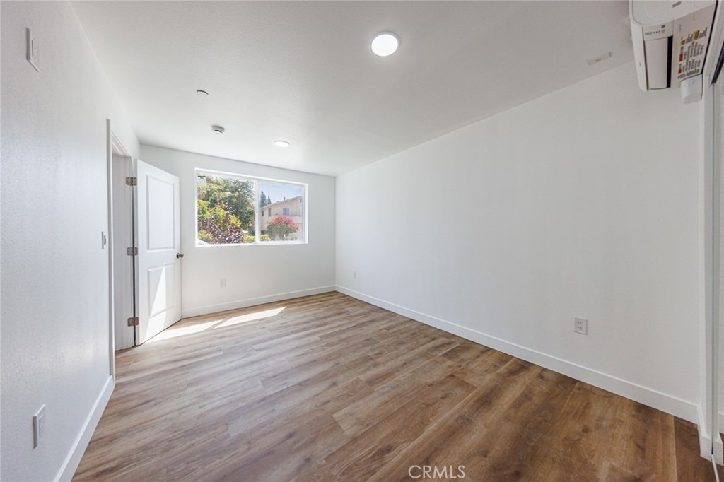5327 Geer Street - Photo 11