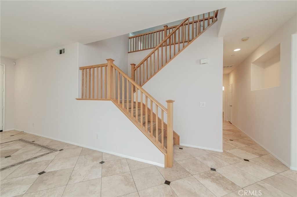 16432 Landmark - Photo 7