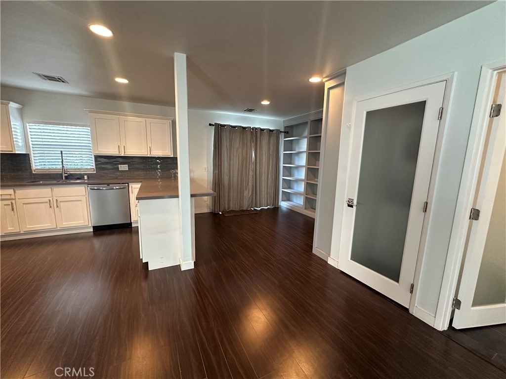 8801 Cattaraugus - Photo 5