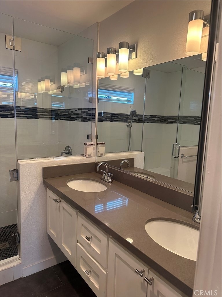 8801 Cattaraugus - Photo 12