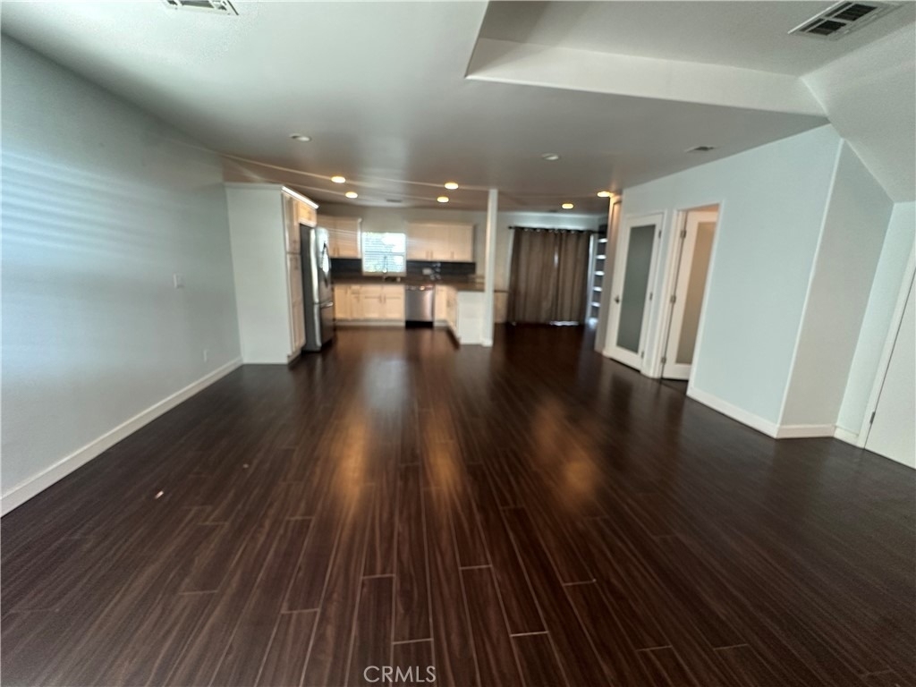 8801 Cattaraugus - Photo 3