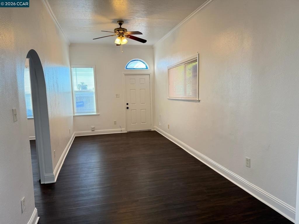 723 Florida St - Photo 9