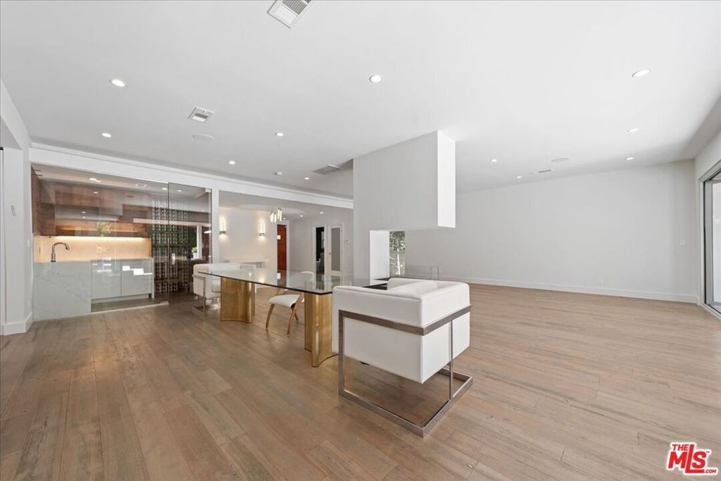 1455 S Castello Avenue - Photo 5