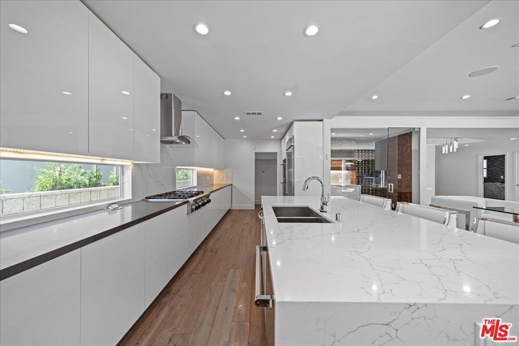 1455 S Castello Avenue - Photo 9