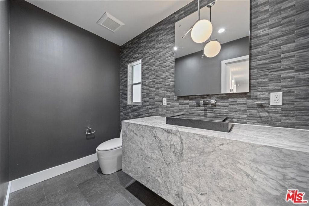 1455 S Castello Avenue - Photo 16
