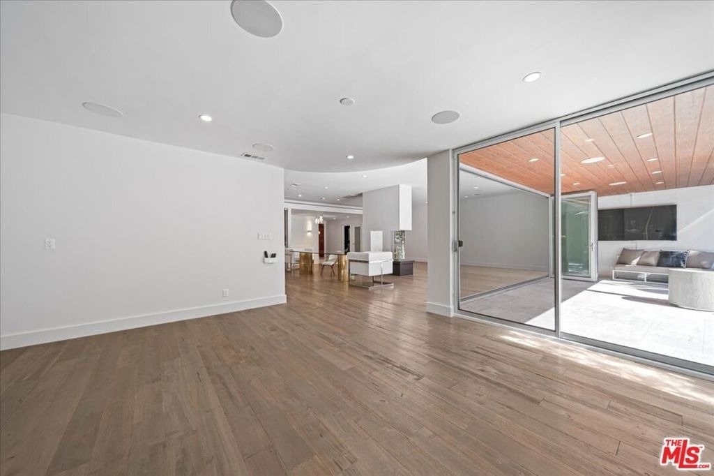 1455 S Castello Avenue - Photo 3