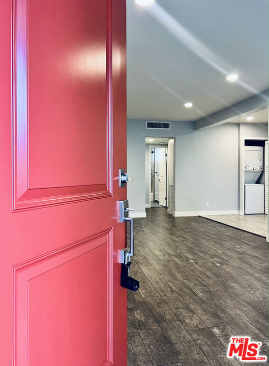 1136 Spazier Avenue - Photo 4