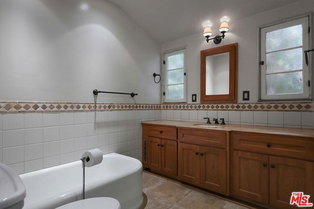 1229 Geneva Street - Photo 30