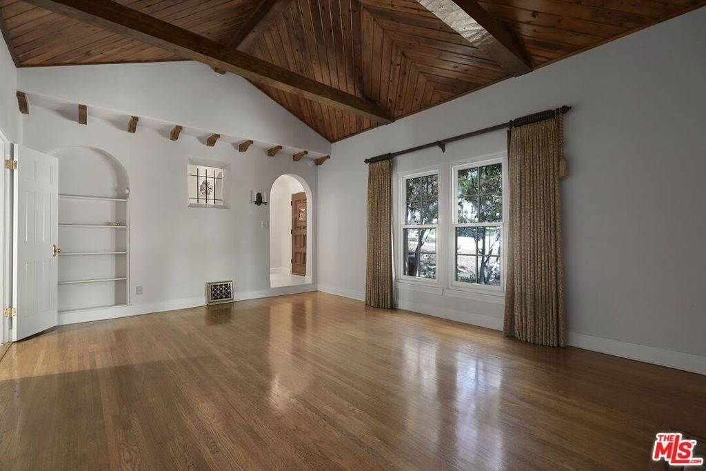 1229 Geneva Street - Photo 7