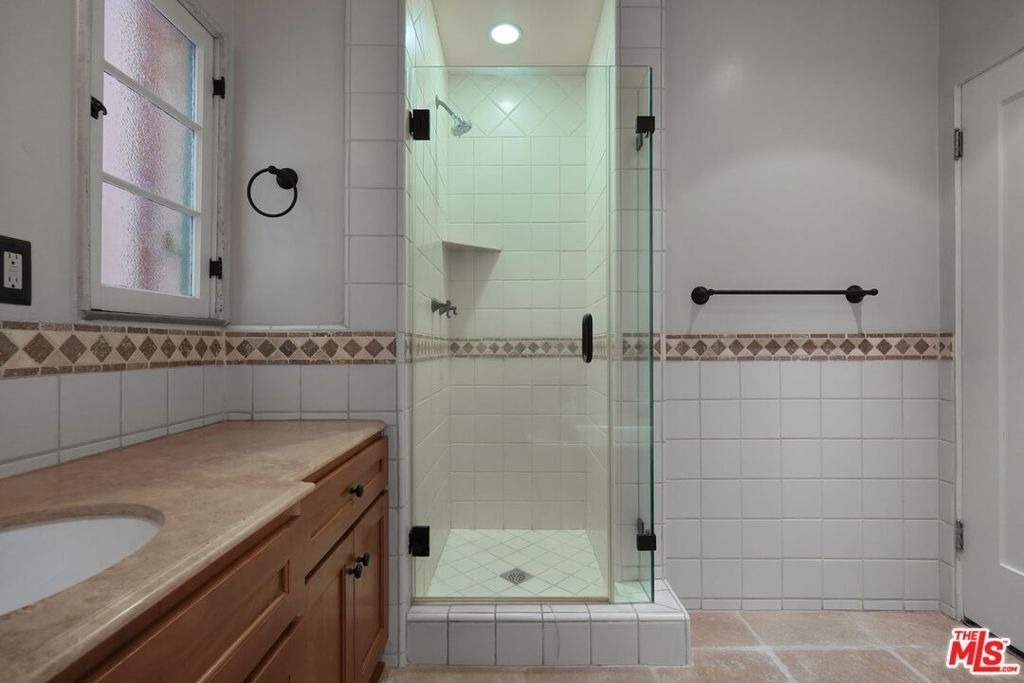 1229 Geneva Street - Photo 31