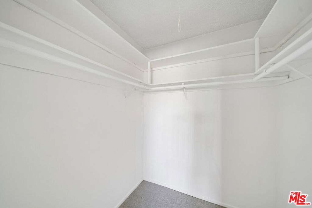 105 S Orlando Avenue - Photo 21