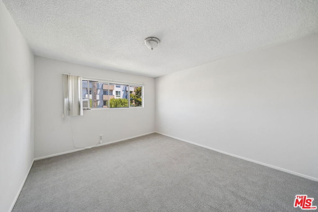 105 S Orlando Avenue - Photo 10