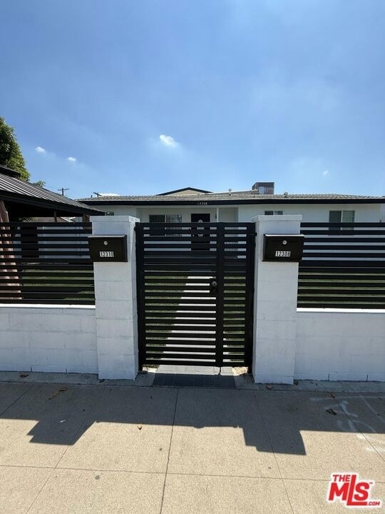 12308 Sheldon Street - Photo 16