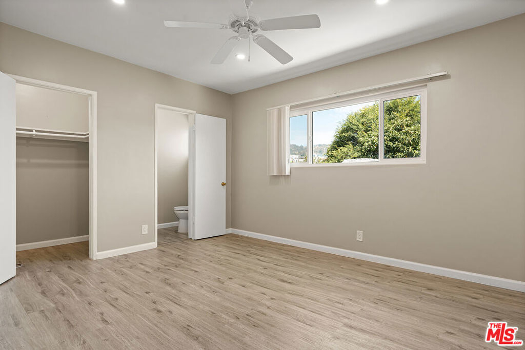 1232 N Mccadden Pl - Photo 4