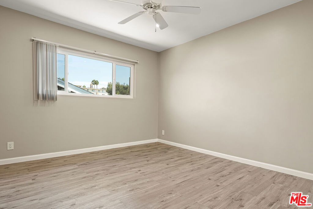 1232 N Mccadden Pl - Photo 6