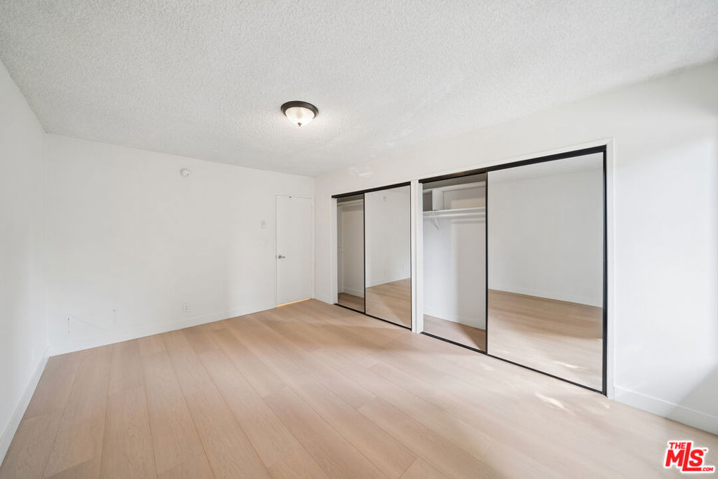 10980 Ohio Avenue - Photo 7
