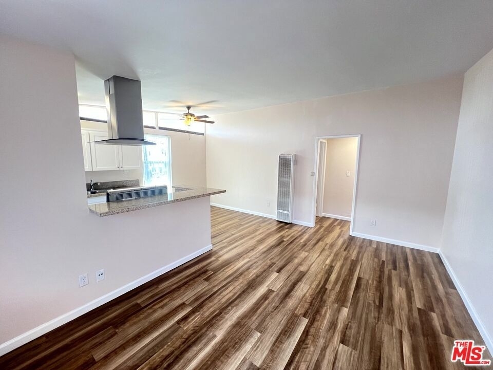 3704 Midvale Avenue - Photo 4