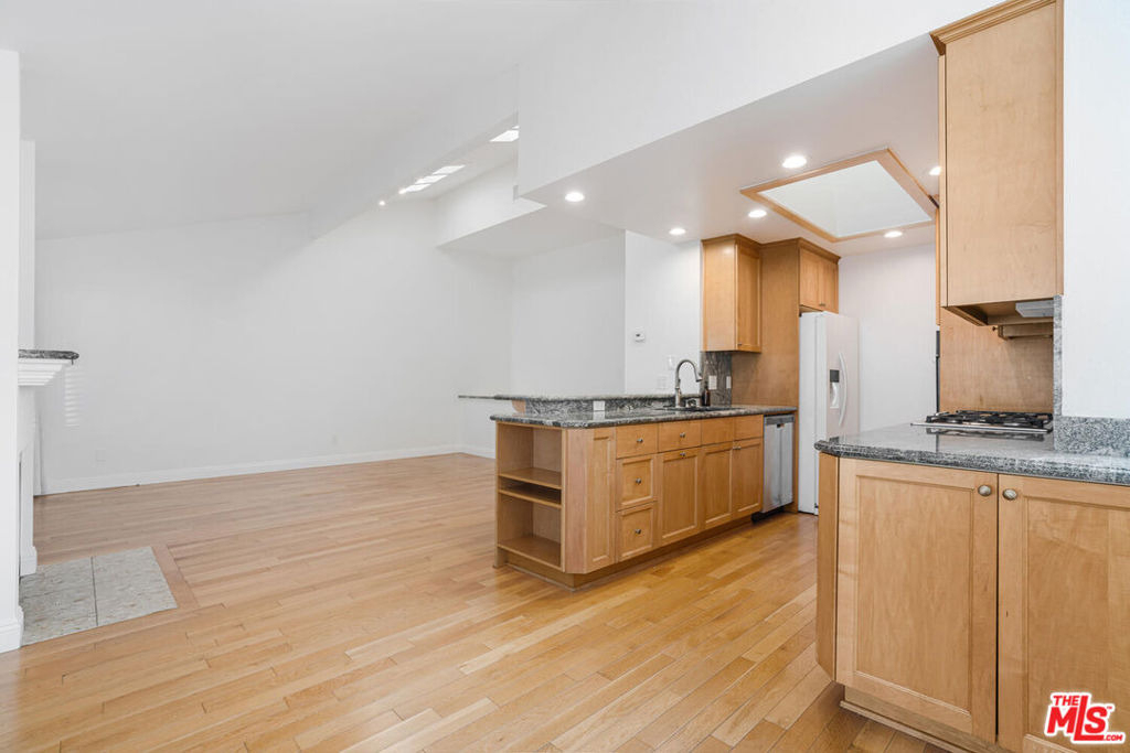 13350 Maxella Avenue - Photo 5