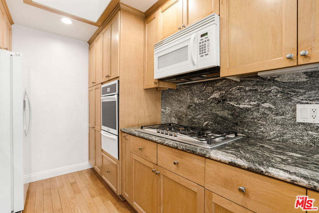 13350 Maxella Avenue - Photo 7