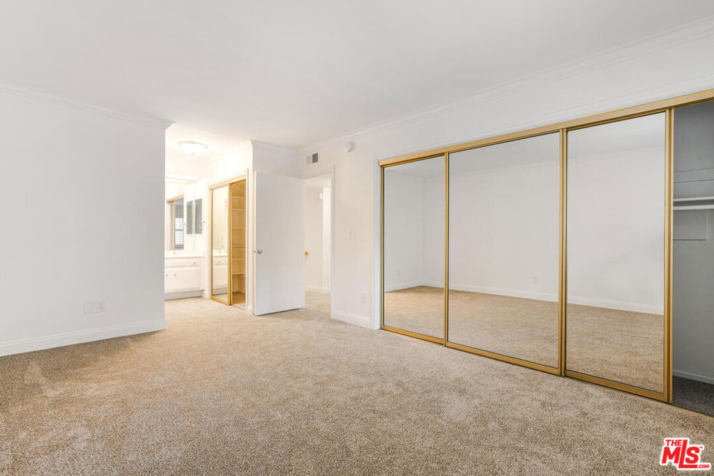 13350 Maxella Avenue - Photo 10