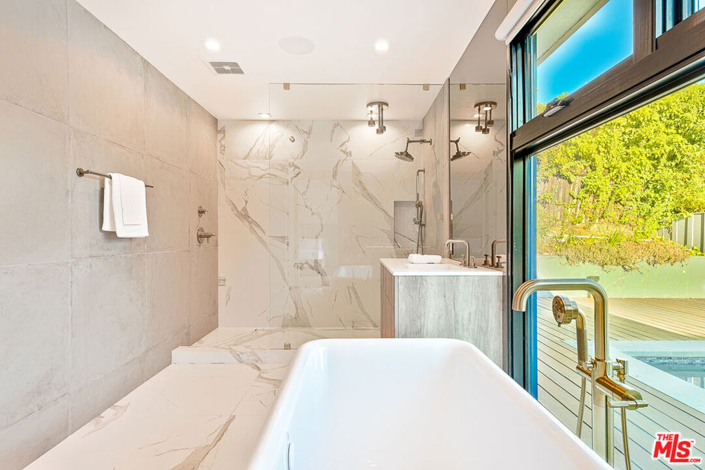 9038 Meredith Place - Photo 20