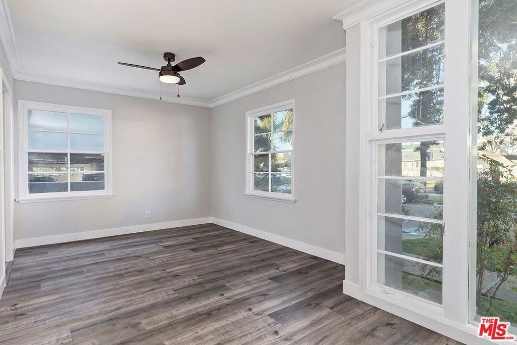 5012 Clinton Street - Photo 3