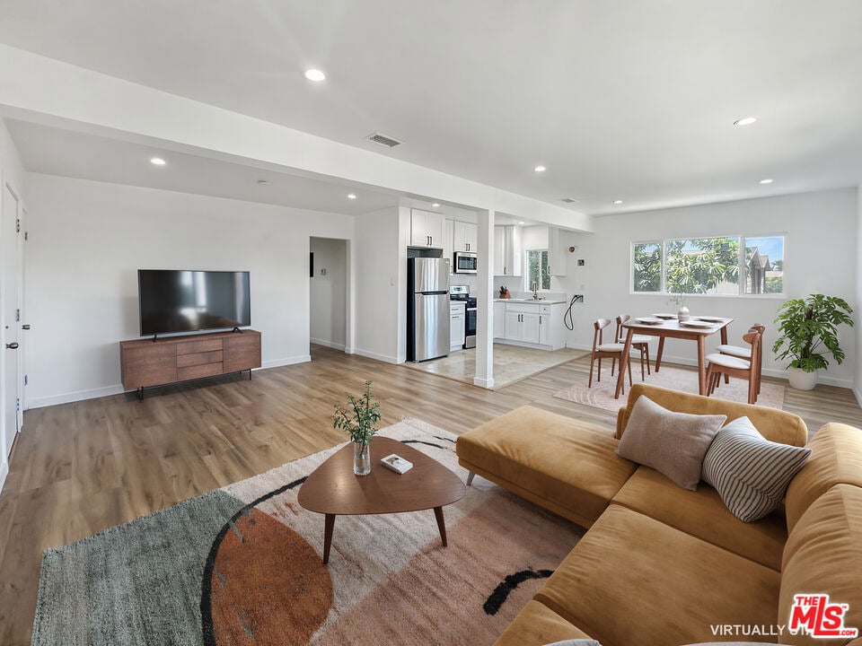 1100 S Inglewood - Photo 0