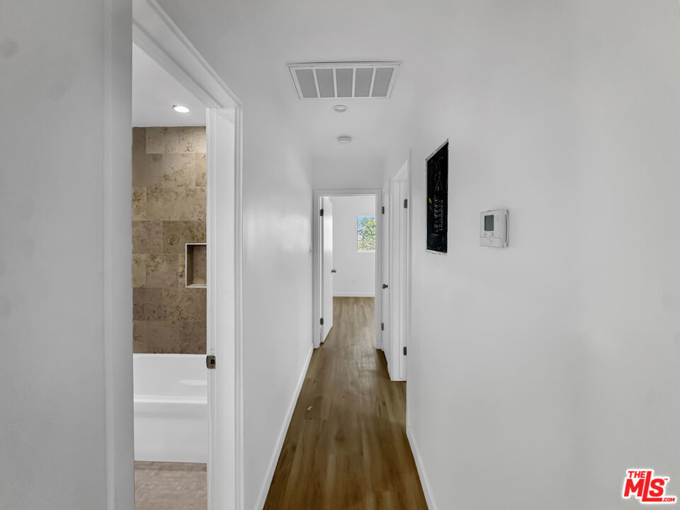 1100 S Inglewood - Photo 4