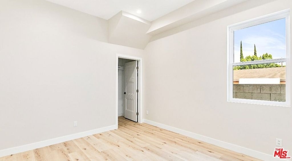 16698 Moorpark Street - Photo 12