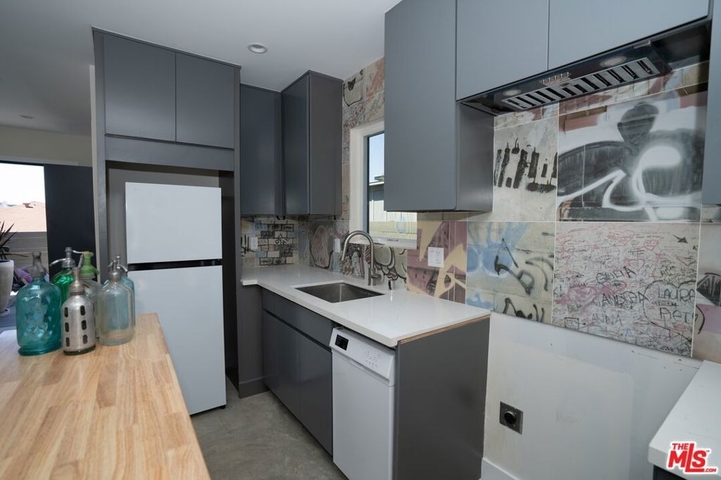 1365 3/4 Maltman Avenue - Photo 6