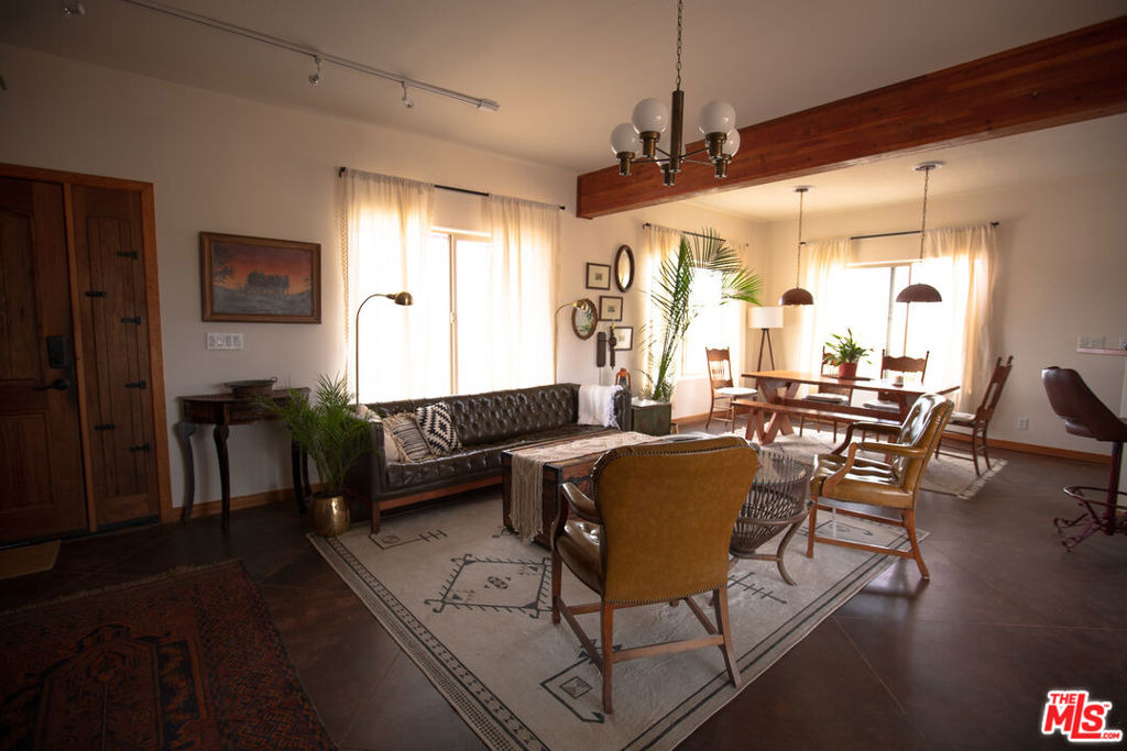 6767 California Avenue - Photo 4