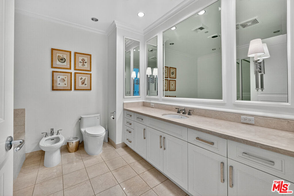 10727 Wilshire Boulevard - Photo 15