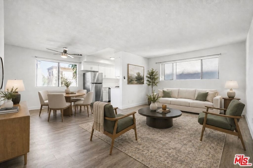 1030 N Orange Grove Avenue - Photo 1