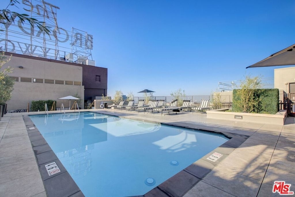 1645 N Vine Street - Photo 46