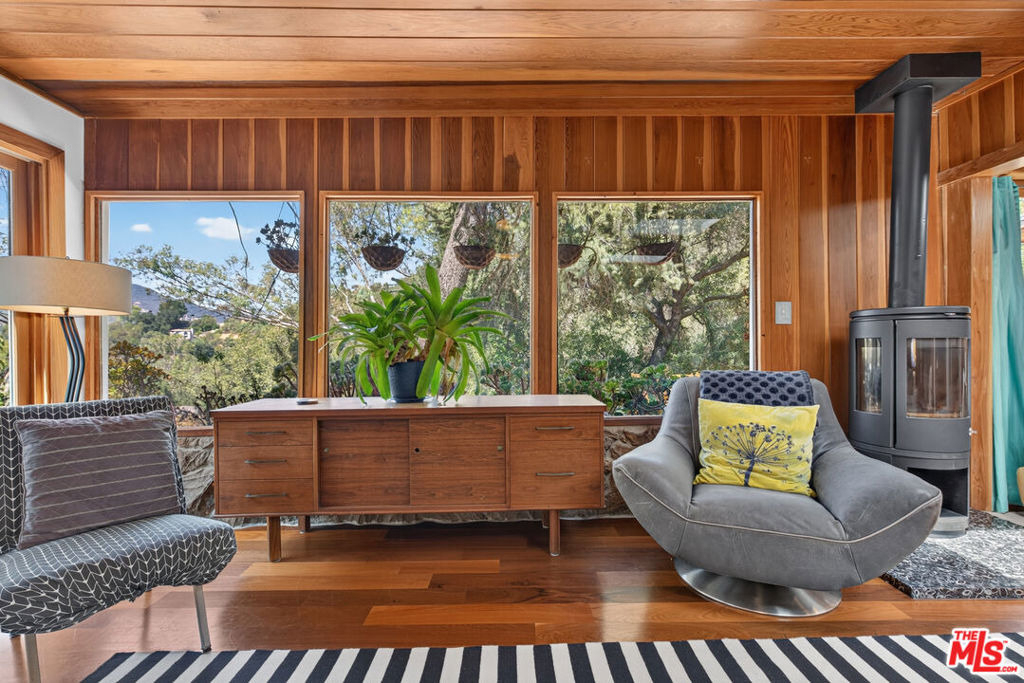 1738 Topanga Skyline Drive - Photo 7