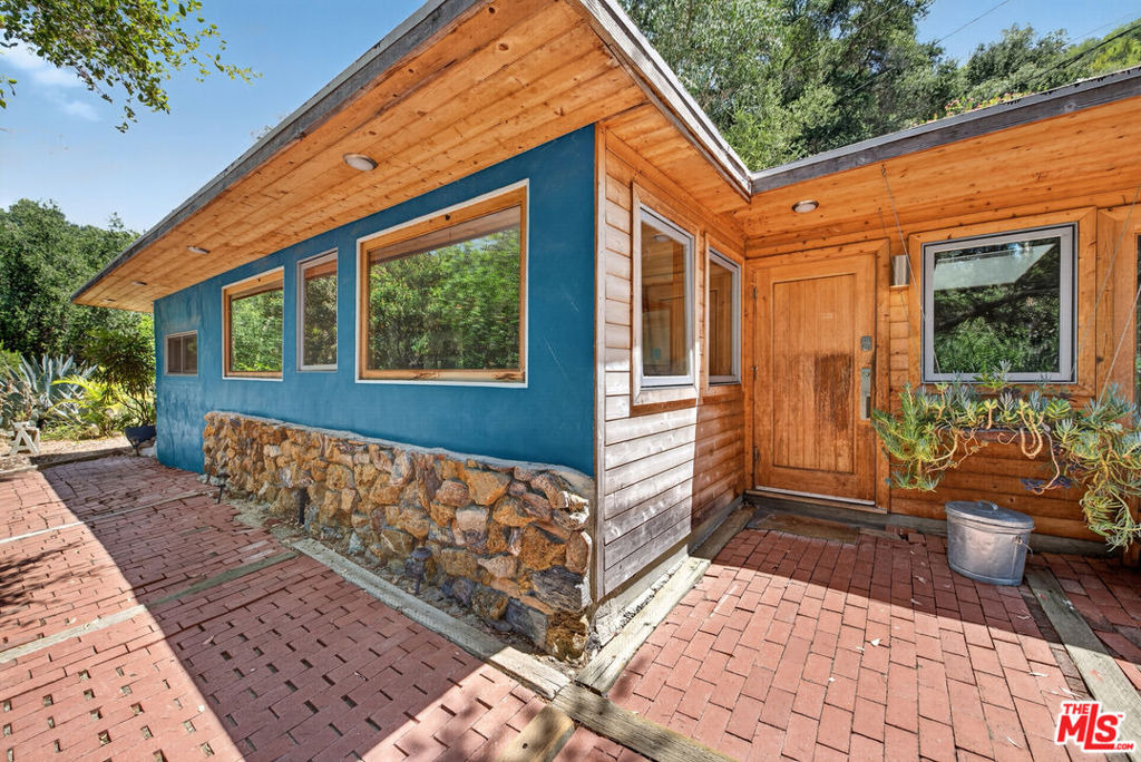 1738 Topanga Skyline Drive - Photo 60