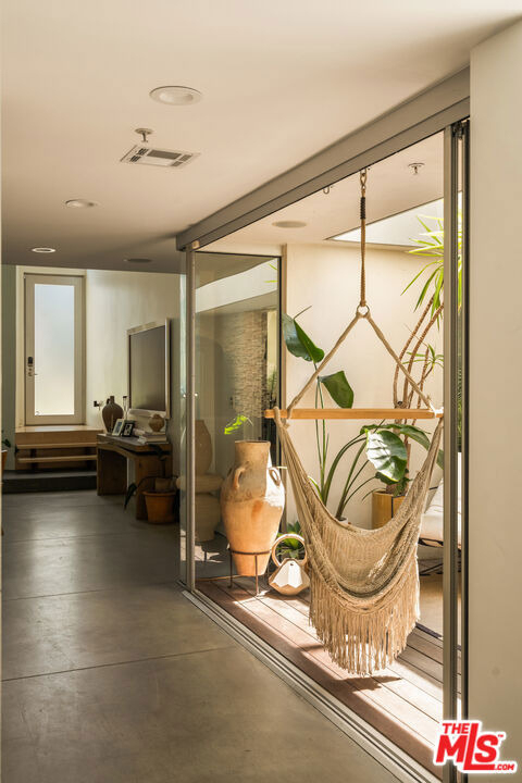 27 Paloma Avenue - Photo 18