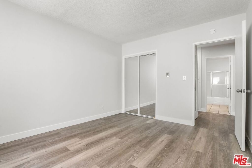 1030 N Orange Grove Avenue - Photo 5