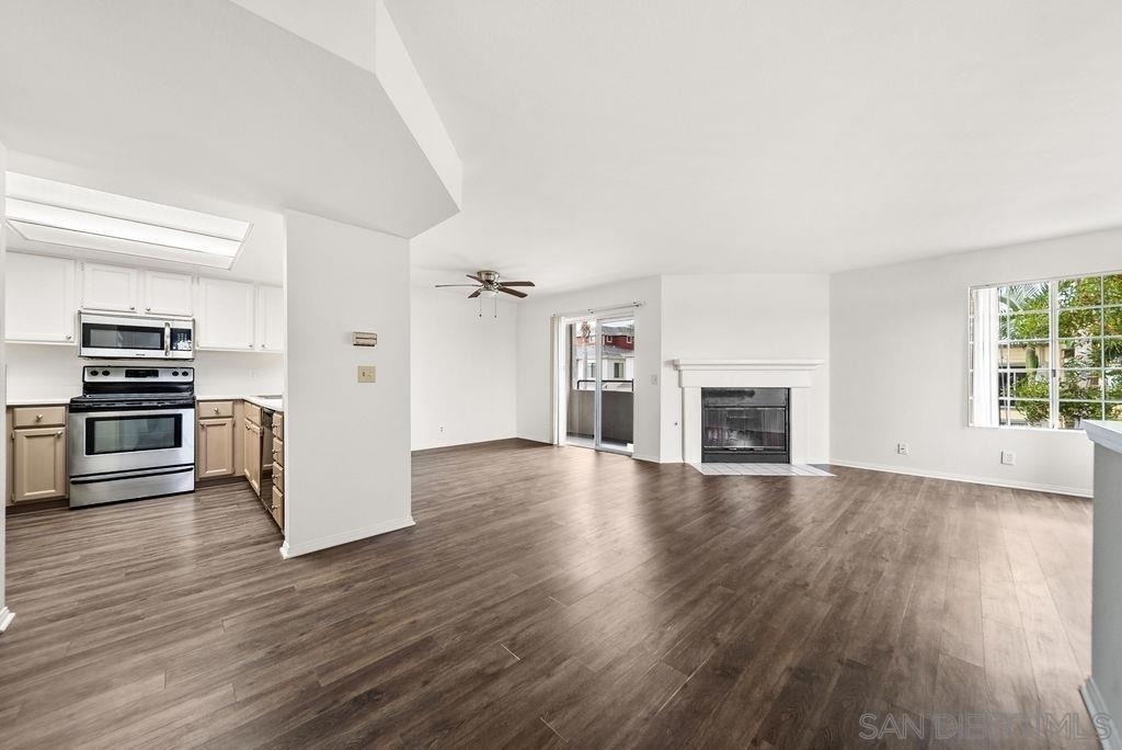514 S Myers - Photo 2