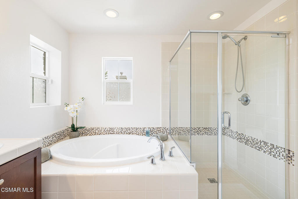 1513 Silver Shadow Drive - Photo 16