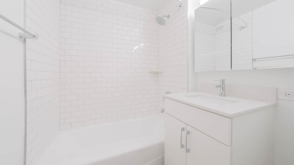 400 West 37th St - Photo 54